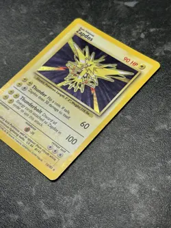 Pokemon TCG Zapdos Base Set Holo Unlimited Rare Card 16/102 - Image 3