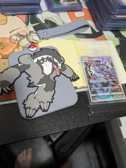 Pokemon S-Chinese Card CSMC Galarian Obstagoon With Keychain Card Guard Display - Image 1