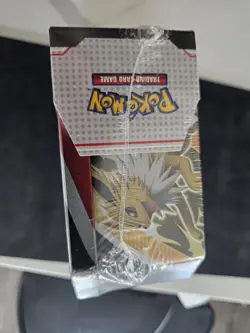 Pokemon TCG V Heroes 2-Pack Bundle Flareon V Sylveon V Tin FACTORY SEALED-NEW - Image 5
