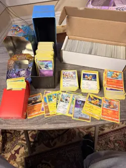 Bulk Lot of Pokemon Cards Cards NM/M - Image 5
