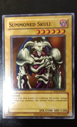 Summoned Skull RP01-EN024 Retro Pack (2020 Date Reprint) Unlimited - Image 1