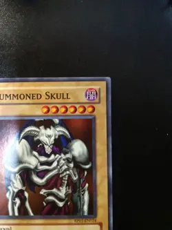 Summoned Skull RP01-EN024 Retro Pack (2020 Date Reprint) Unlimited - Image 3