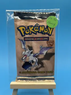 POKEMON FOSSIL BOOSTER PACK AERODACTYL ART WOTC 1999 FACTORY SEALED HEAVYUU - Image 1