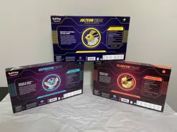 Pokemon TCG Flareon Jolteon Vaporeon Vmax Premium Collection Set of 3 New 820650851308 - Image 2