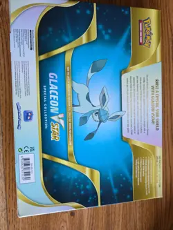 Pokemon Glaceon V Star Collection Box Sealed TCG - Image 2
