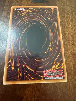 Konami Yugioh Dark Magician SYE-001 Limited Edition Super Rare Yu-Gi-Oh Holo '96 - Image 2