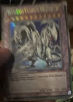 Konami Yu-Gi-Oh! TCG Blue-Eyes White Dragon Holo Effect Card Lot English - Image 1