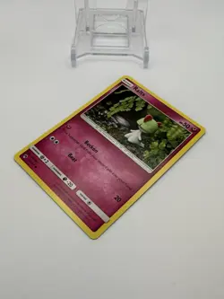 Ralts 139/214 Common Yuka Morii SM - Lost Thunder Pokemon Card - Image 3