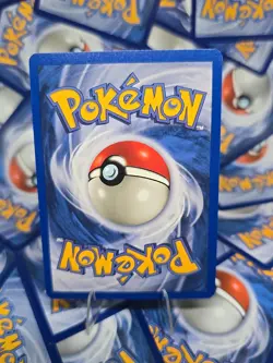 Vintage Pokemon TCG 1st Edition Light Golduck Neo Destiny Card 47/105 NM/LP - Image 2