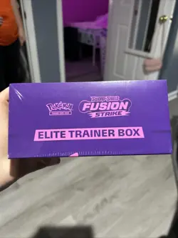 Pokemon Sword And Shield Fusion Strike Elite Trainer Box Etb New Sealed - Image 2