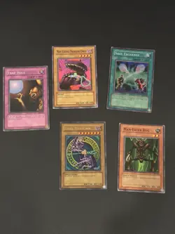 Vintage YuGiOh- Started deck Yugi Card Lot of 5 | Includes Dark Magician - Image 1