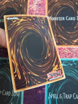 Yugioh Red-Eyes Fang with Chain LEDU-EN004 Ultra Rare 1st Edition Near Mint - Image 4