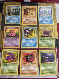 1999 Pokemon FOSSIL SET Unlimited Edition COMPLETE Uncommon/Common 32 Card Lot - Image 4