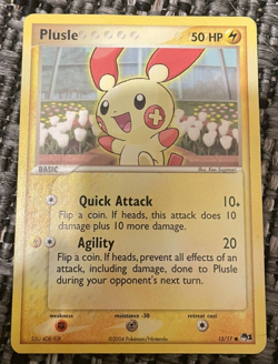 Plusle 13/17 Common Pop Series 1 Set Promo Pokemon Card 2004 NM - Image 1