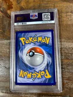 POKEMON 2022 Promo V Heroes Tins UMBREON V SWSH #203 PSA 9 Mint RARE 5 - Image 2