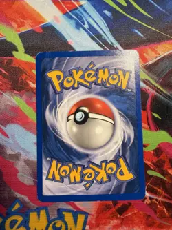 Pidgeotto Reverse Holo 34/110 Legendary Collection Pokemon 2002 Moderate Play - Image 2