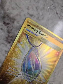 Memory Capsule (Secret) 202/185 Swsh04: Vivid Voltage Holo NM Pokemon Trainer - Image 3