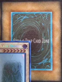 Yugioh Red-Eyes Black Dragon GFP2-EN176 Ghost Rare 1st Ed NM - Image 4