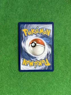 Venusaur 15/102 Celebrations: Classic Collection Holo Pokemon - Image 2