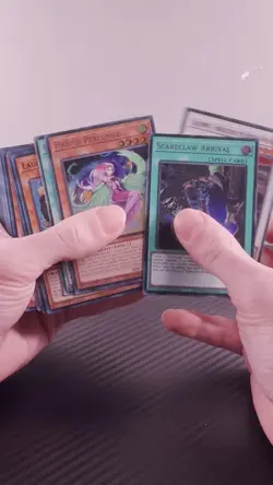 Yu-Gi-Oh! TCG MASSIVE CARD LOT DOZENS OF HOLOS - Image 2
