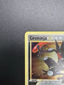 Pokemon TCG Greninja Gold Star SWSH144 Celebrations Black Star Promo - Image 3