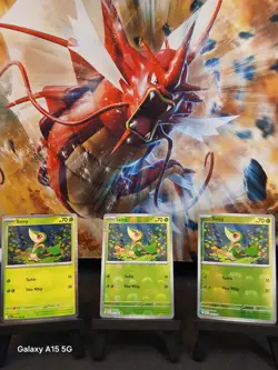Snivy 001/086 Masterball & Pokeball & Holo English Pokemon Cards Black Bolt - Image 1