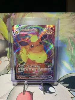 Flareon VMAX 018/203 Evolving Skies Pokemon TCG NM - Mint Ultra Rare Card - Image 1