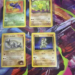 Pokemon Trading Card Game: 10 Card Bundle 28 (Mixed Languages/No Duplicates) - Image 4