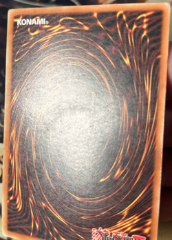 Yugioh: Elemental Hero Avian - EHC1-EN001 - Secret Rare - Limited Edition - MP - Image 4
