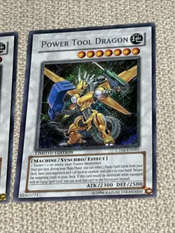 3x Yugioh Power Tool Dragon CT06-EN001 Secret Rare Collectors Tin LP +AC11-DE015 - Image 4