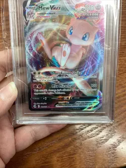 Pokemon 2021 TCG SWSH: Fusion Strike Mew VMAX Holo Ultra Rare Card 114/264 - Image 3
