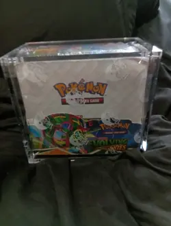 Pokemon Sword & Shield Evolving Skies Booster 36 Packs SEALED- W Lucite DISPLAY! - Image 1