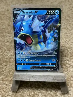 Gyarados V 028/203 Pokemon Card Evolving Skies Ultra Rare Holo NM - Image 1