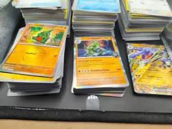 Pokemon TCG Mixed Bundle Job Lot of 700 Cards including Holos, ReverseHolos, EXs - Image 3