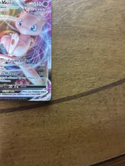 Mew VMAX 114/264 Fusion Strike Full Art Ultra Rare Holo Pokemon Card NM - Image 4
