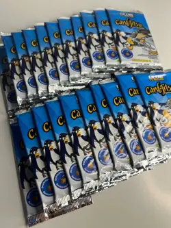 20x Club Penguin Card-Jitsu Yellow Series SEALED Packs NEW RARE Topps - Image 1