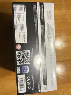 Pokemon Prismatic Evolutions Elite Trainer Box ETB Sealed New Factory Wrapped - Image 3