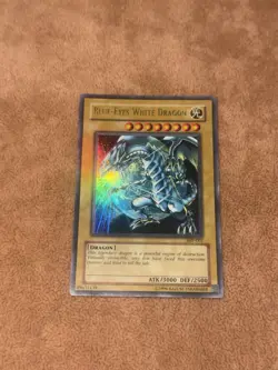 Yugioh Card Blue-Eyes White Dragon Ultra Rare JMP-001 Shonen Jump YU-GI-OH! LP - Image 2