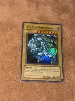 Yugioh Card Blue-Eyes White Dragon Ultra Rare JMP-001 Shonen Jump YU-GI-OH! LP - Image 3