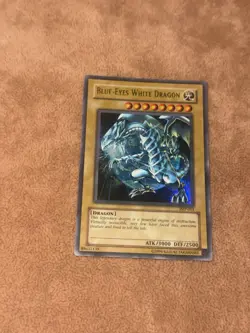 Yugioh Card Blue-Eyes White Dragon Ultra Rare JMP-001 Shonen Jump YU-GI-OH! LP - Image 4