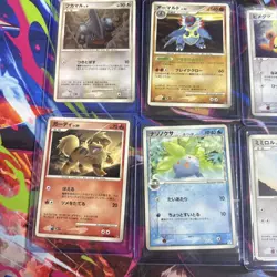 Pokemon Trading Card Game: 10 Card Bundle Mixed Languages/No Duplicates) 70 - Image 2