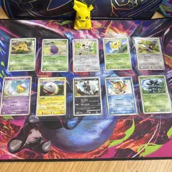 Pokemon Trading Card Game: 10 Card Bundle Mixed Languages/No Duplicates) 75 - Image 1