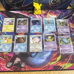 Pokemon Trading Card Game: 10 Card Bundle Mixed Languages/No Duplicates) 77 - Image 1