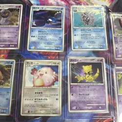 Pokemon Trading Card Game: 10 Card Bundle Mixed Languages/No Duplicates) 77 - Image 3