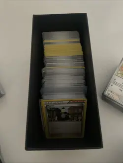 Pokemon 1000s Of Cards 6.8lbs Bulk - Image 4