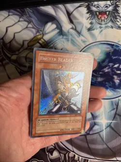 (31) Yugioh Buster Blader BPT-008 2003 Collectors Tin Secret Rare LP - Image 4