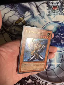 (31) Yugioh Buster Blader BPT-008 2003 Collectors Tin Secret Rare LP - Image 5