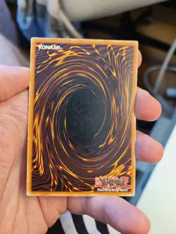 Yugioh Rocket Warrior CT2-EN005 Limited Secret Rare - Image 2