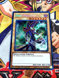 Dark Magician ct14-en001 Ltd Ed (NM+) Secret Rare Yu-Gi-Oh! - Image 1