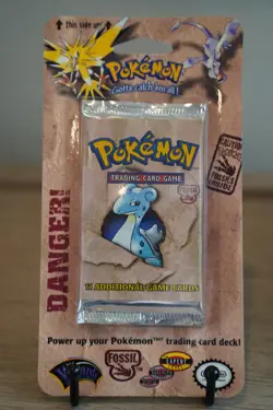 34.05g Pokemon Fossil Booster Blister Pack Lapras Artwork 1999 WOTC Sealed - Image 2